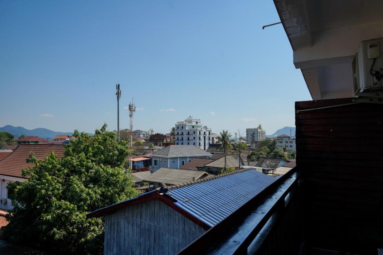 Bountang Mountain View Riverside Hotel Vang Vieng Esterno foto